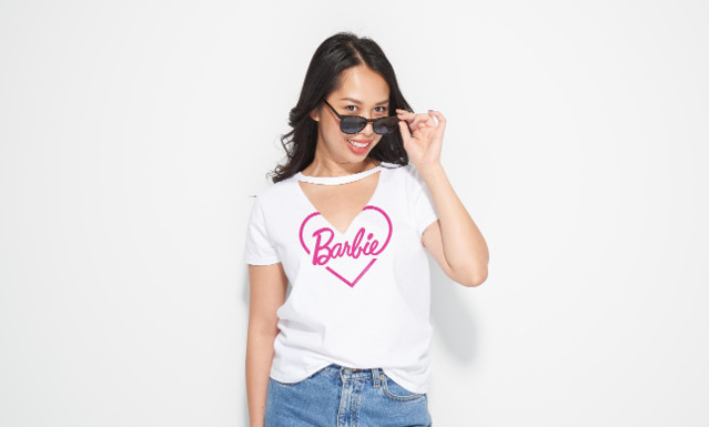 DIY: Choker T-Shirt Cut Out