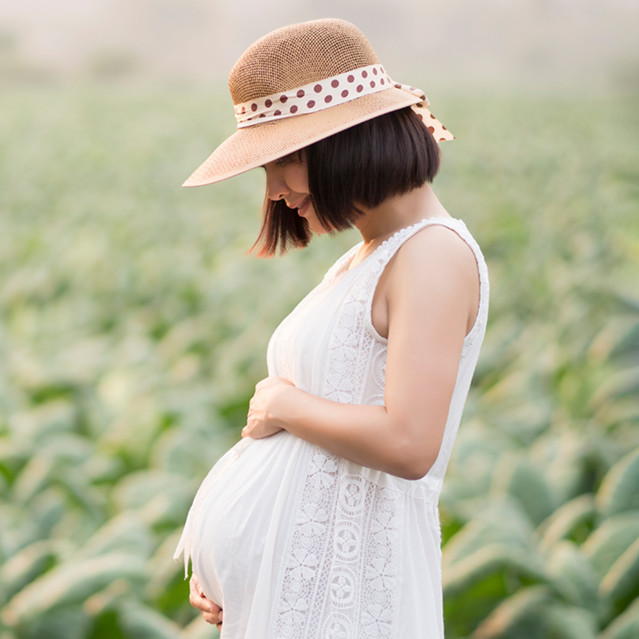 17 Old Wives’ Tales to Predict Your Baby’s Gender