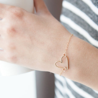Delicate Gold-Filled Heart Bracelet