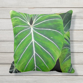 dark green throw pillows