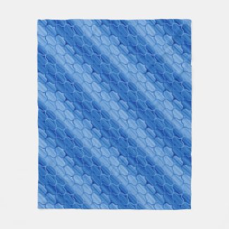 Diagonal Light and Dark Blue Ogee Pattern Fleece Blanket