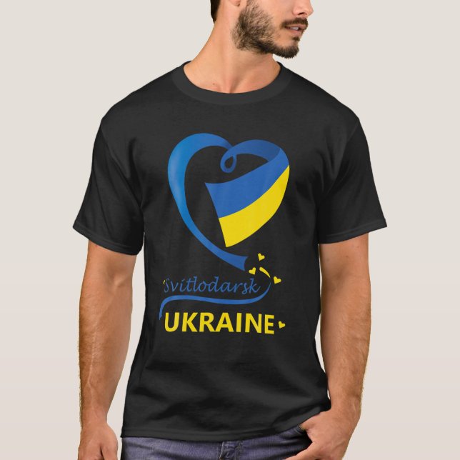 Svitlodarsk Ukraine National Flag Heart Emblem Cre T-Shirt (Front)