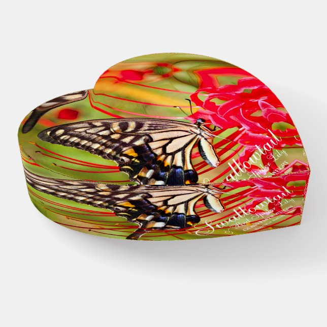 Swallowtail & Red Spider Lily Paperweight (Angled)