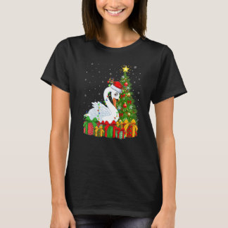 Swan Bird Xmas Holiday Santa Swan Christmas Tree T-Shirt