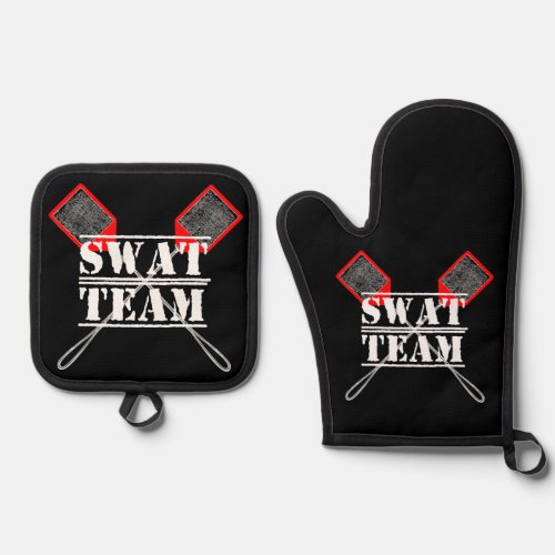 SWAT Team Oven Mitt and Pot Holders Oven Mitt & Pot Holder Set SWAT Team Oven Mitt and Pot Holders Oven Mitt & Pot Holder Set