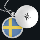 Sweden flag locket necklace<br><div class="desc">An ideal gift for all those who are patriotic of their country!</div>