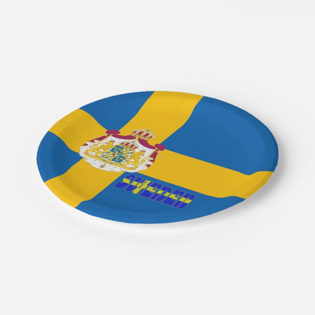 Swedish flag paper plates (Angled)