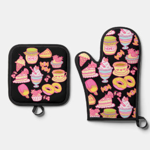 Sweet Bakery and Drinks Black Oven Mitt & Pot Holder Set
