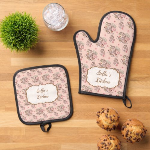 Sweet Baking Patterns Oven Mitt  Pot Holder Set