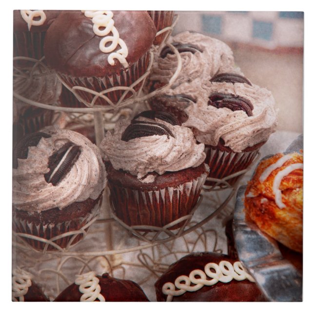 Sweet - Cupcake - Cupcake mountain Tile (Front)