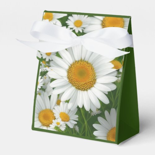 Sweet daisy pattern favor boxes