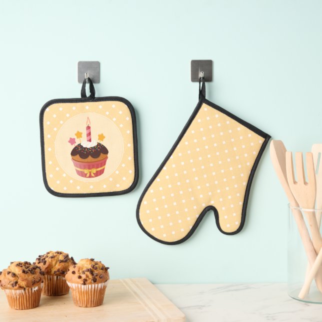 Sweet Delicious Chocolate Birthday Candle Cupcake Oven Mitt & Pot Holder Set (Insitu(Hanging))