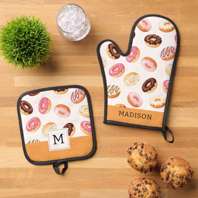 Sweet Donut Pattern Oven Mitt & Pot Holder Set (Top Down)
