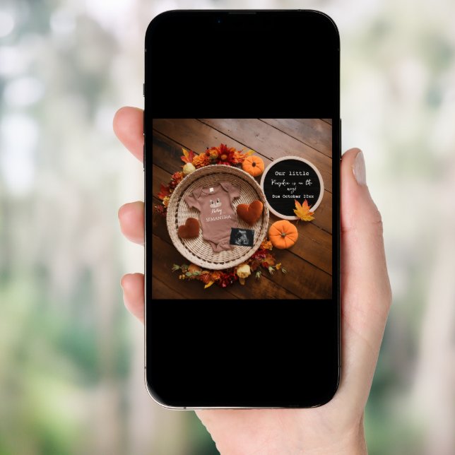 Sweet fall  pregnancy announcement  (Front Digital)