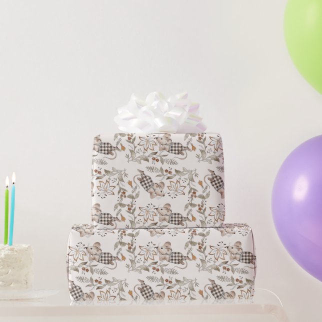 Sweet Fancy Mouse, Checkered Breeches Cream Wrapping Paper (Party Gifts)