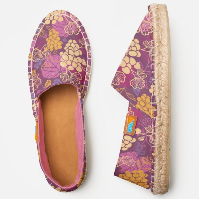 Sweet grape vines pattern background espadrilles (Side)