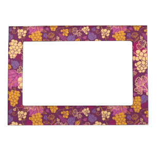 Sweet grape vines pattern background magnetic frame