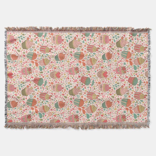 Sweet pattern throw blanket (Front)