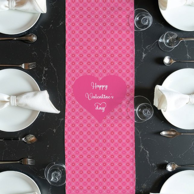 Sweet Pink Hearts Table Runner Gift for Girlfriend (Sweet Pink Hearts Table Runner Gift for Girlfriend)