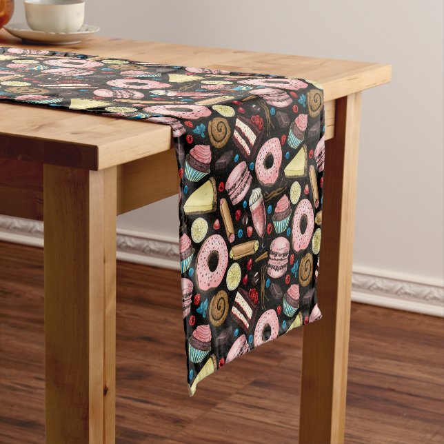 Sweet treats  short table runner (In Situ)