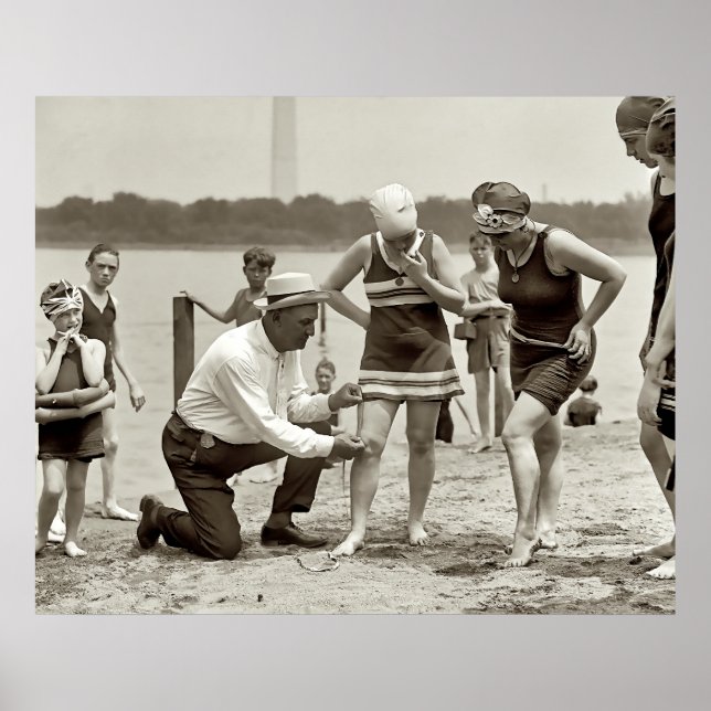 SWIMMING SUIT SKIRT PATROL 1922 POSTER (Front)