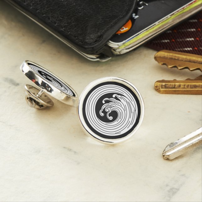 Swirl-like wave circle lapel pin (In Situ)