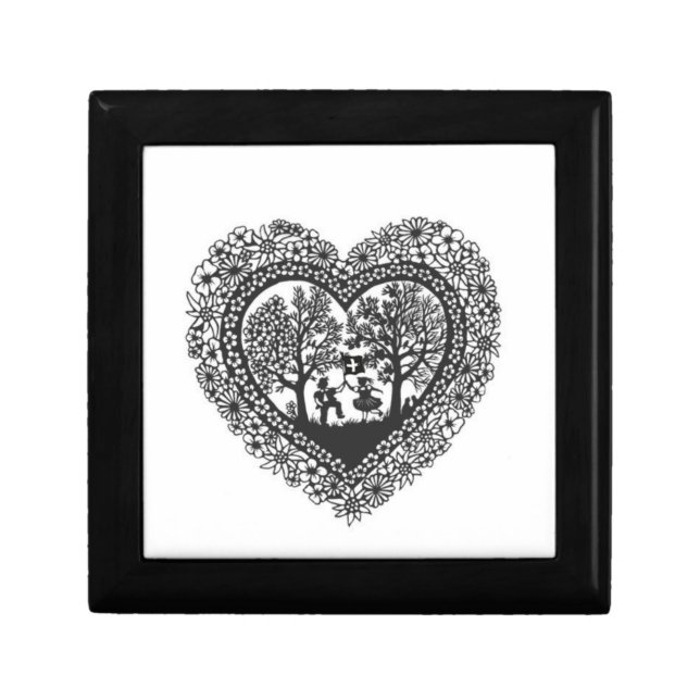 Swiss Scherenschnitte Keepsake Box (Front)