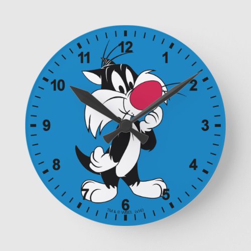 Sylvester Jr  Classic Pose Round Clock