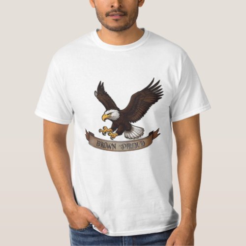 Symbol of freedom The bald eagle takes flight T_Shirt