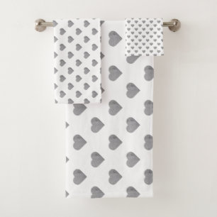 Symmetric Small Concrete Gray Hearts on White Bath Towel Set