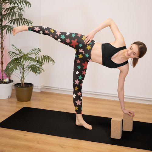 Symmetric Stars Capri Leggings