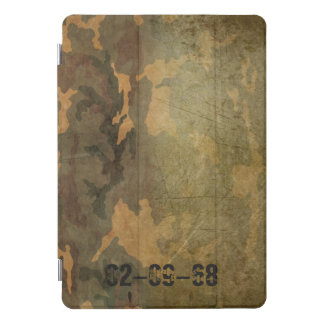 Symmetrical Grunged Green Tan Olive Camouflage iPad Pro Cover