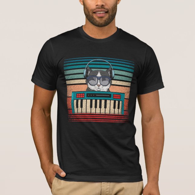 Synthesizer Keyboard Music Producer Cat Lover T-Shirt (Front)
