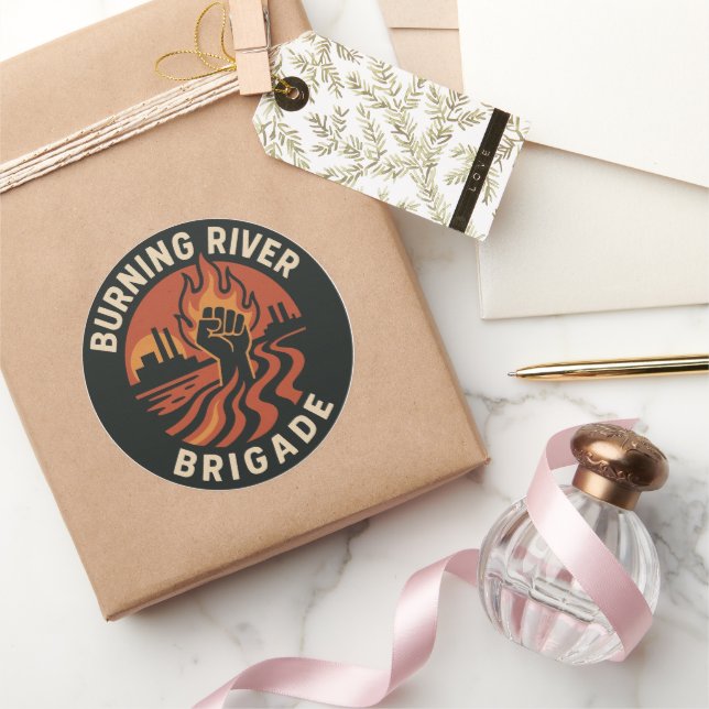 T-Shirt Classic Round Sticker (Gifting)