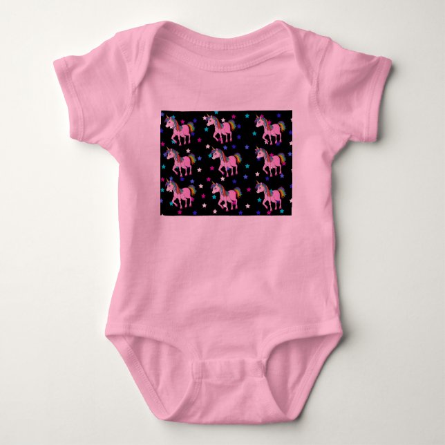 T-shirt for infants with an adorable design. baby bodysuit (Front)