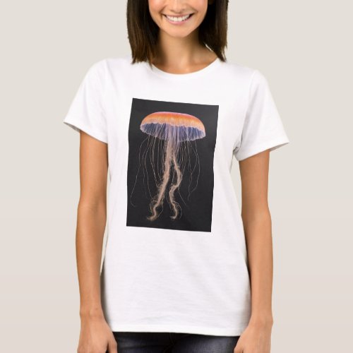 T_Shirt with jellyfish on pale black paper