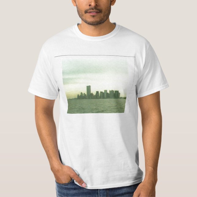 T shirt with pre 9/11/01 New York skyline (Front)