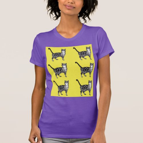 Tabby Cat cats cute striped pets T_Shirt