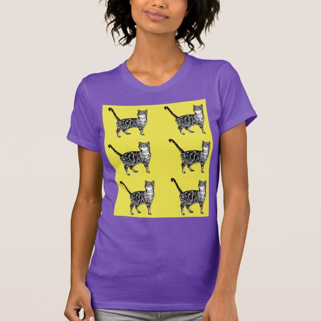 Tabby Cat cats cute striped pets T-Shirt (Front)