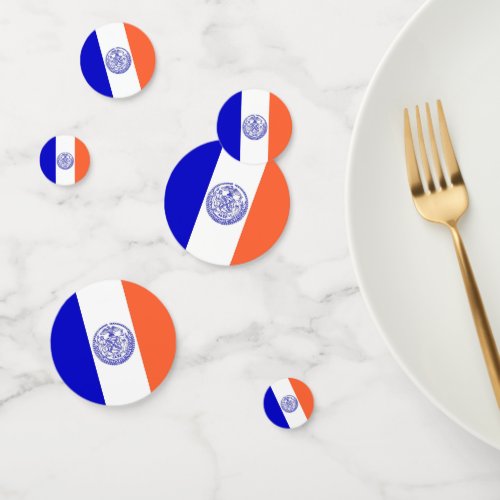 Table confetti with flag of New York City