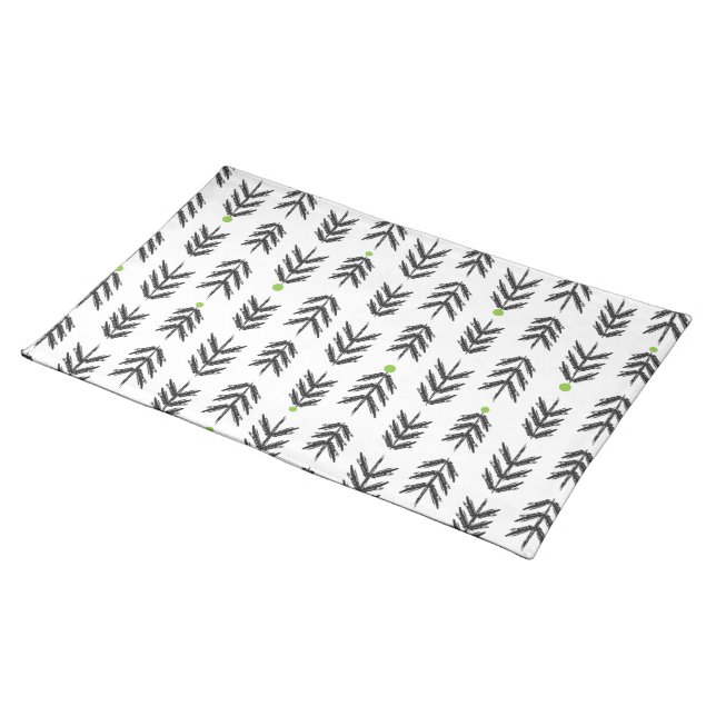 Table Gran - green on white bottom Cloth Placemat (On Table)
