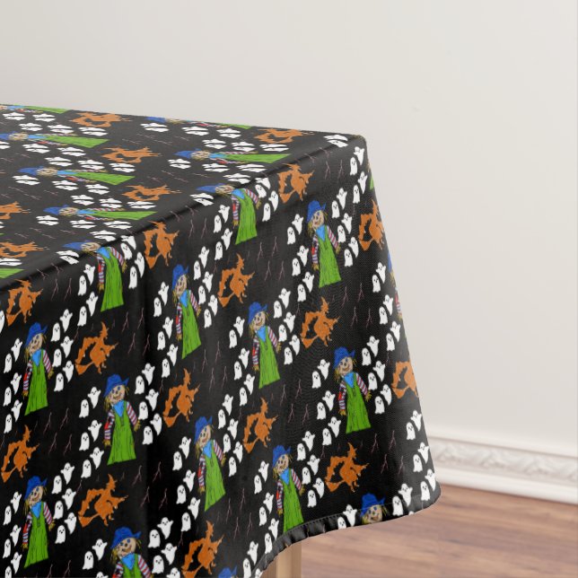 Tablecloth Halloween (In Situ)