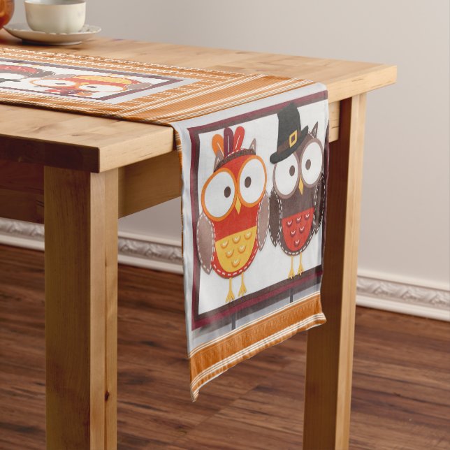 Tablecloth Runner Happy Thanksgiving Day (In Situ)