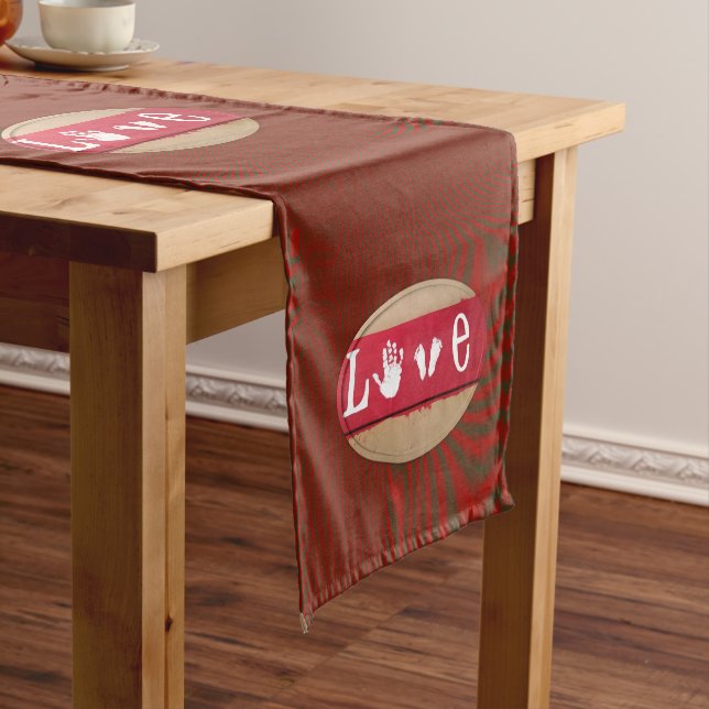 Tablecloth Runner Valentines (In Situ)