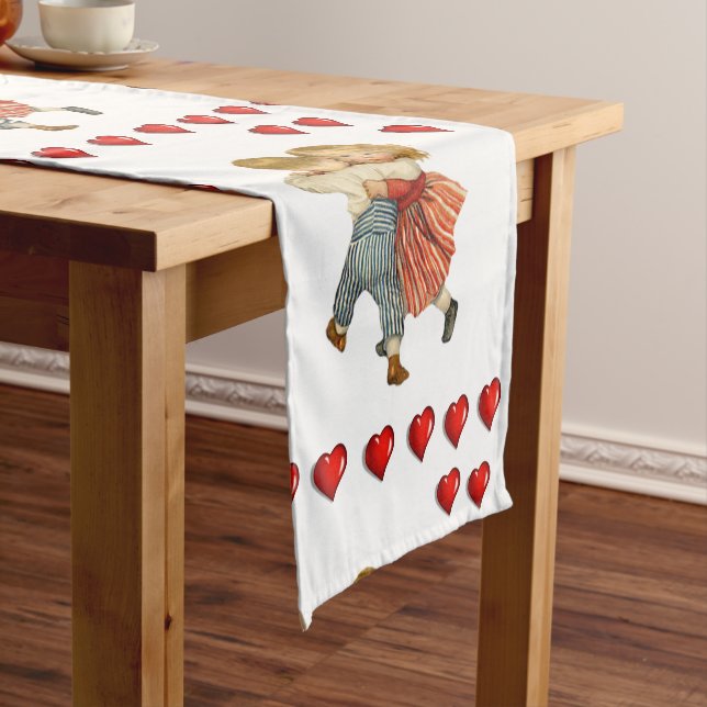 Tablecloth Runner Valentines (In Situ)