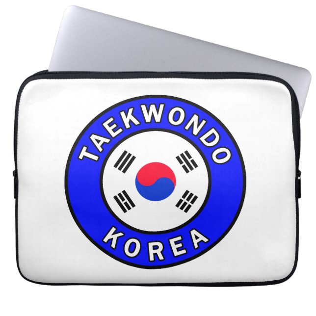 Taekwondo laptop sleeve (Front)