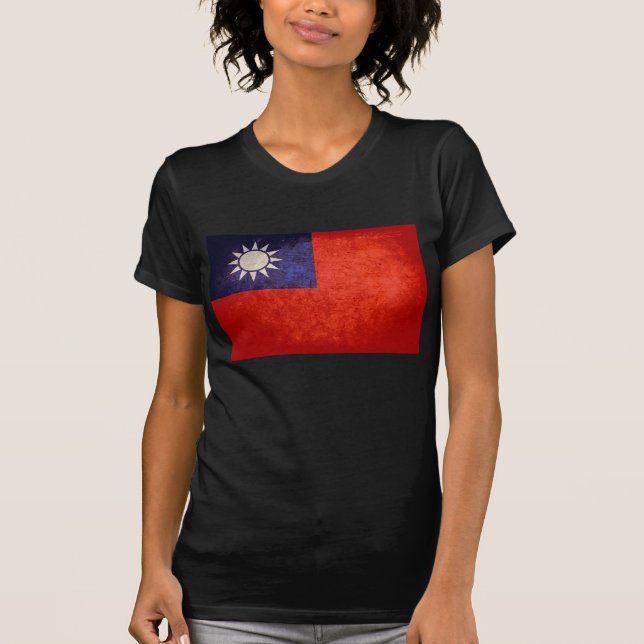 Taiwan Flag; Taiwanese; 台灣 T-Shirt (Front)