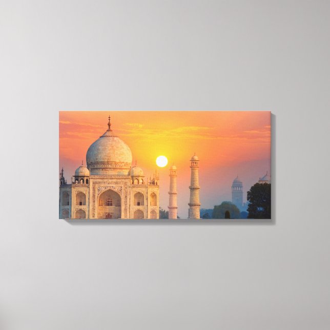 taj mahal sunrrise canvas print (Front)