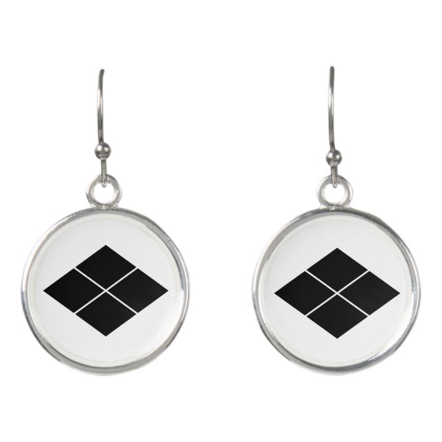 Takeda rhombus earrings (Front)