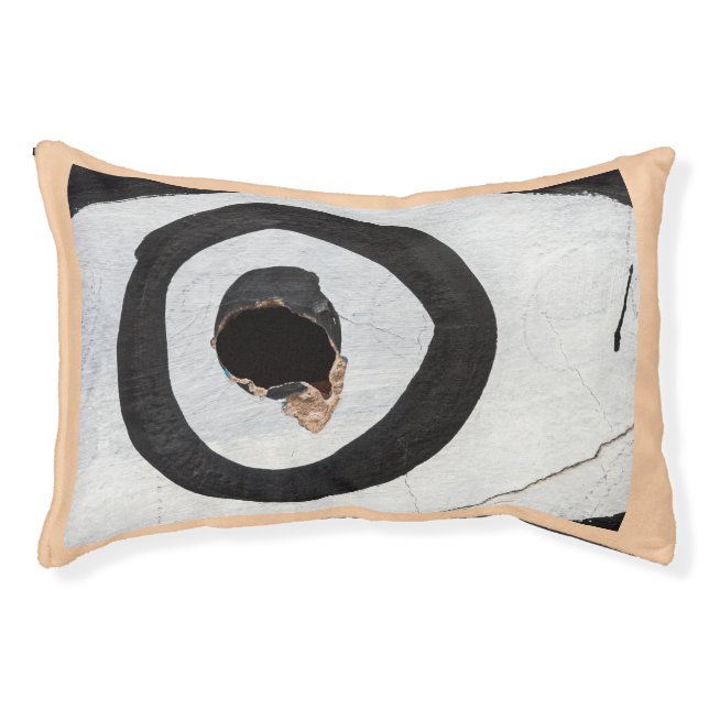 target tears up pet bed (Front)